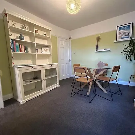 Villa Entire 3 Bed House In Ipswich Exterior foto
